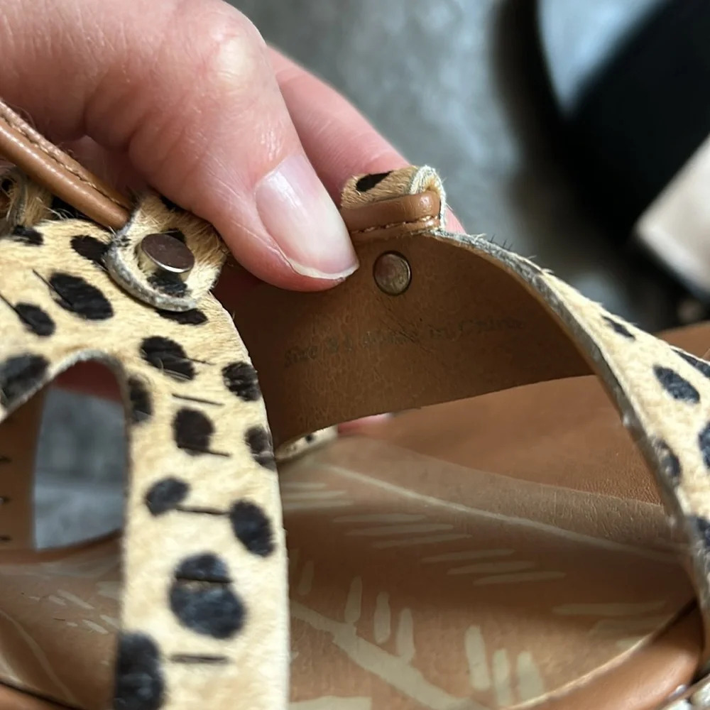 Dolce Vita Luci Leopard Print Calf Hair Block Heels Size 8.5 Boho Resortwear - Picture 10 of 14